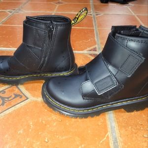 Toddler girl Dr.Marten boots.